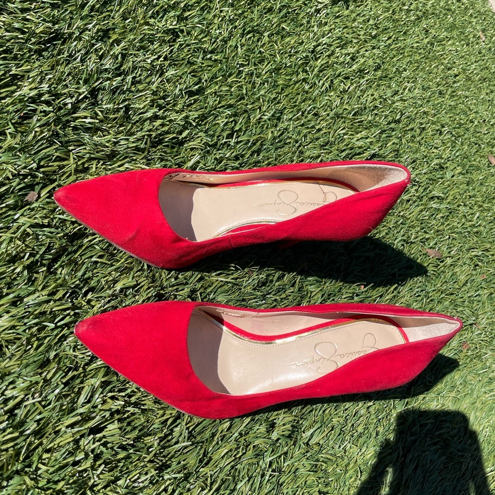 Red Pumps - Picture 4 of 5
